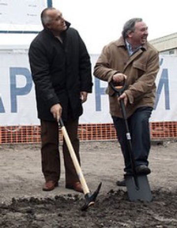 Управляващите в окопа, Борисов се видя премиер