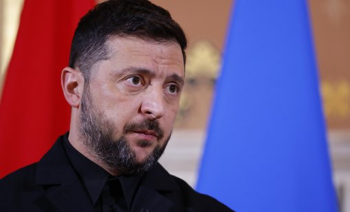 Зеленски: Украйна е готова за мирни преговори, но няма да отстъпи територия