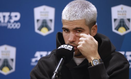 Алкарас отпадна изненадващо от "Мастърс"-а в Париж