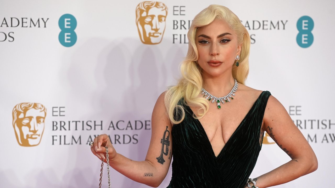 Photo: dnes.bg Lady Gaga's "Baby" Sparks Pregnancy Rumors and Worldwide Confusion
