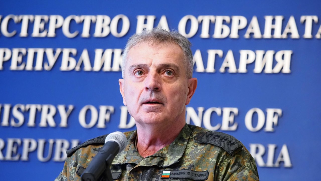 Адм. Ефтимов за удара край Калиакра: Дроновете дойдоха от изток, знаехме за тях