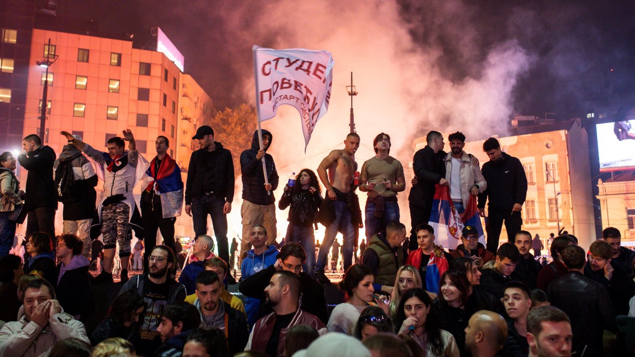 Сръбското протестно движение без лидери сега се сблъсква с реалностите на властта