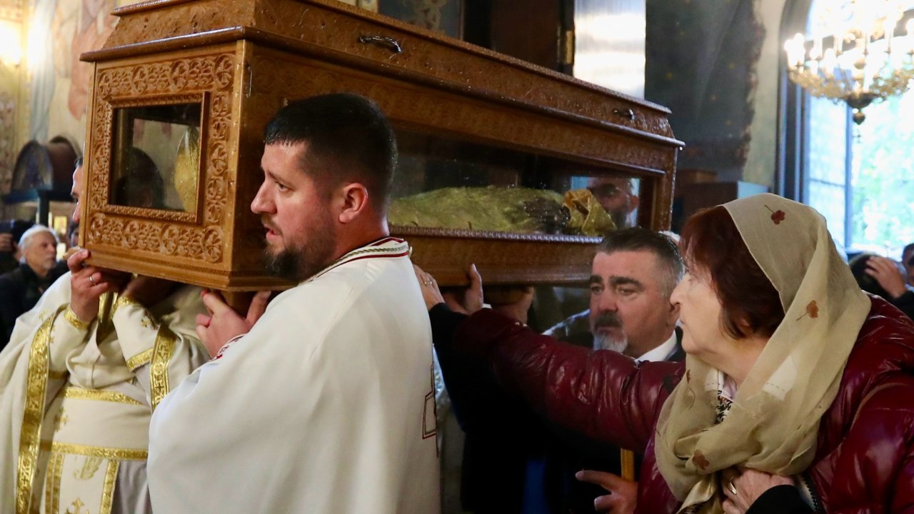 Катедралата “Св. Неделя“ отбелязва празника на свети крал Милутин (СНИМКИ)