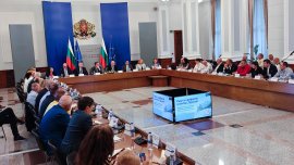 Илин Димитров: Край на туристическото междучасие, готвим нов модел на управление 