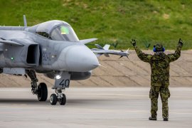 Тайланд изпраща своите изтребители Gripen да бомбардират камбоджанска артилерия