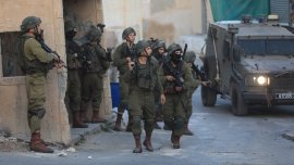 Как Русия спря Асад