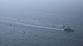 Иран спря петролния трафик през Ормузкия залив