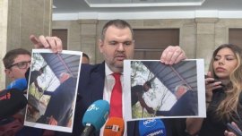 Пеевски извади нови снимки: Сатрапът Рашков излъга, гърчи се като червей