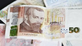 Средната заплата у нас през третото тримесечие е 2549 лв.
