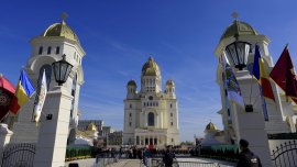 Защо новата огромна румънска православна катедрала е предизвикателство за Москва? 