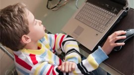 Европарламентът поиска забрана на социалните мрежи за деца