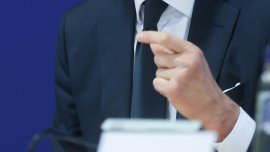 Защо демокрациите обичат данъчното облагане, а автокрациите го мразят?