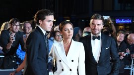 Виктория и Дейвид поздравиха Бруклин за рождения му ден и май го разсърдиха още повече