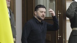 Самолетът на Зеленски е бил атакуван от военни дронове