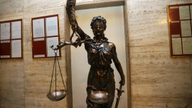 Оставиха в ареста инфлуенсъра Стоян Колев, той се оприличи на Ахил