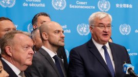 Украйна отвърна на Тръмп след призива му за смяна на Зеленски: Народът решава кой да бъде президент