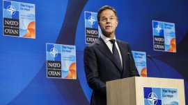 Марк Рюте: Русия произвежда повече боеприпаси за три месеца, отколкото НАТО за цяла година