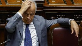 Италианска журналистка разкри, че има връзка с вътрешния министър Пиантедози