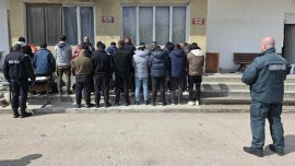 Задържаха 42-ма мигранти на пункта "Видин - Калафат"