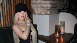 Повдигат обвинения на трима мъже за убийството на певицата Делароса