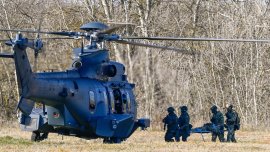 Полша - фронтовата линия в сивата зона на Кремъл