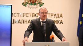 Гуцанов увери: Коледните добавки за пенсионерите не са застрашени