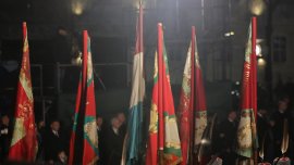 В кадър: Илияна Йотова прие почетния строй на Българската армия