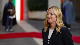 Мелони иска закон, който "да се справи с джендър идеологията"