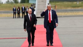 Задава ли се среща между президентите на Русия, САЩ и Китай?