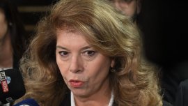 CNN два пъти канят Йотова за разговор, тя отклонява предложението 