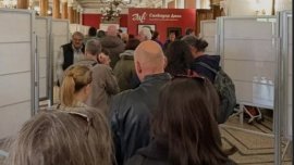 Опашки за Салвадор Дали се извиват в Перник