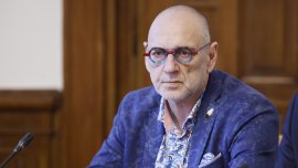 Избраният за депутат Любен Дилов - син е получил инсулт в Италия