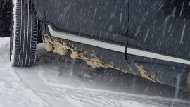 Сняг вали по високите части на област Смолян