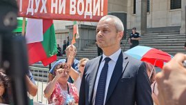 Костадин Костадинов: Еврозоната е капан без изход
