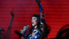 Кейти Пери съди 85-годишен ветеран и инвалид за $5 милиона