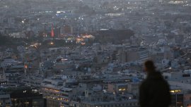 Гръцки министър се сопна: Гърция не е равна на България, по-добре е! 