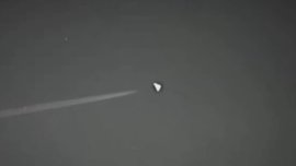 Самолет с форма на НЛО е забелязан над Зона 51, давал странен код