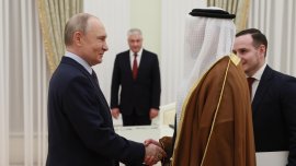 Путин проведе телефонен разговор с лидера на ОАЕ