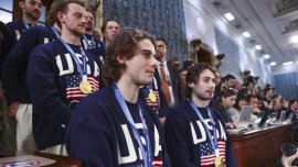 Тръмп прие хокеистите на САЩ, дамите му отказаха 