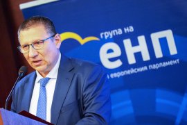 Нов прокурор, който да разследва главния и заместниците му, ще бъде избран днес