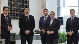 Спекулации преди края на срещата: Василев решен ПП да се отделят от ДБ? 