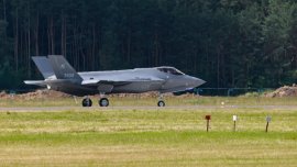 Финландия засилва въоръжението на F-35 с нова поръчка на интелигентни бомби