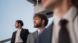 Винаги в готовност: Анатомия на модерната мъжественост