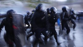 Над 400 000 души излязоха на протести днес във Франция