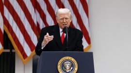 Тръмп към племенника си, който има син с увреждания: Може би трябва да го оставиш да умре 