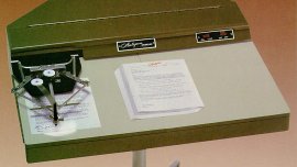 Тръмп отмени всички укази, подписани от Байдън с автописалка