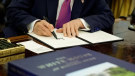 Куба е следващата? US армията търси медицински, инженерни и логистични части