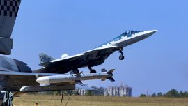 Су-57 на път за Казахстан: Астана ще получи руския изтребител до две години