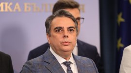 Асен Василев: Правилна и бърза реакция на Иван Демерджиев