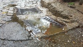 Аварийни екипи разчистват от наноси пътните артерии в Петрич